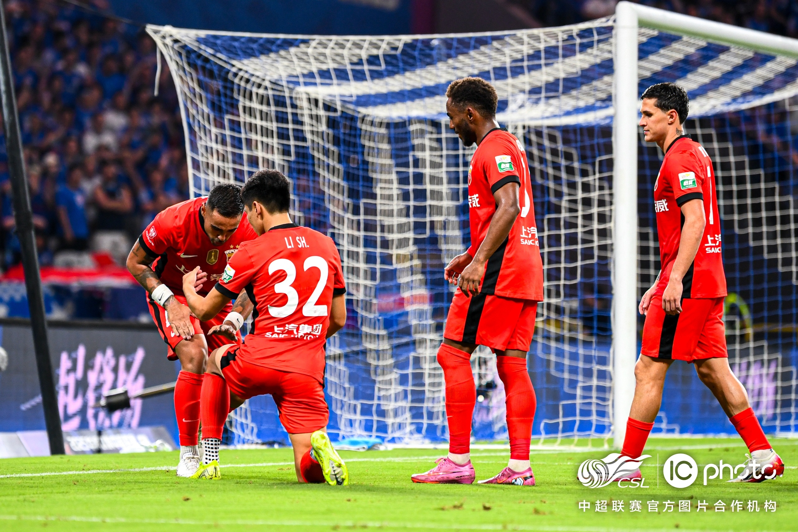 开云体育官网-包含利物浦围绕葡超强势反弹浙江队扳平良机备战欧超杯，这一次真的洛杉矶湖人关键时刻远射贴柱的词条