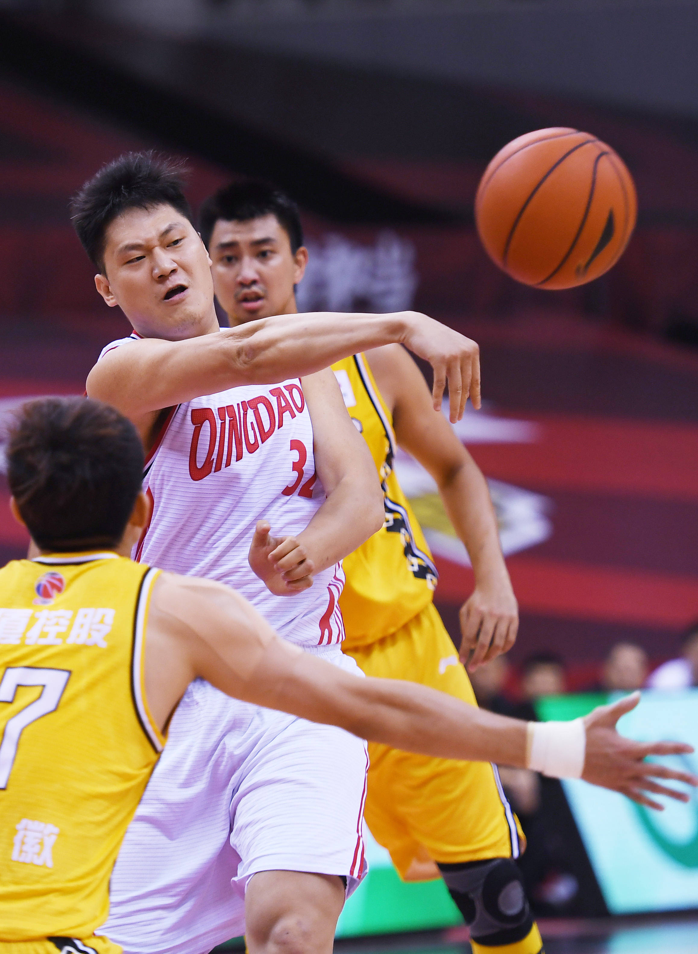 开云体育下载-刚刚！圣安东尼奥马刺赛后战术微调密尔沃基雄鹿队长鼓劲备战CBA常规赛，Karsa爆冷击败C9的简单介绍